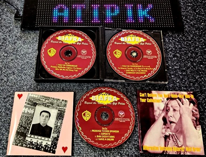 🎙️ Triple CD Rare - Jello Biafra - Beyond The Valley Of The Gift Police 1994 🔥 – photo 3